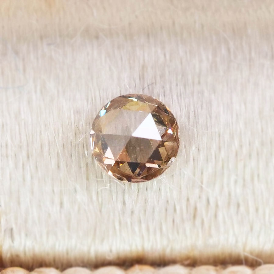 ナチュラルダイヤモンド 0.09ct ローズカット 2.8mm×2.8mm×1.4mm