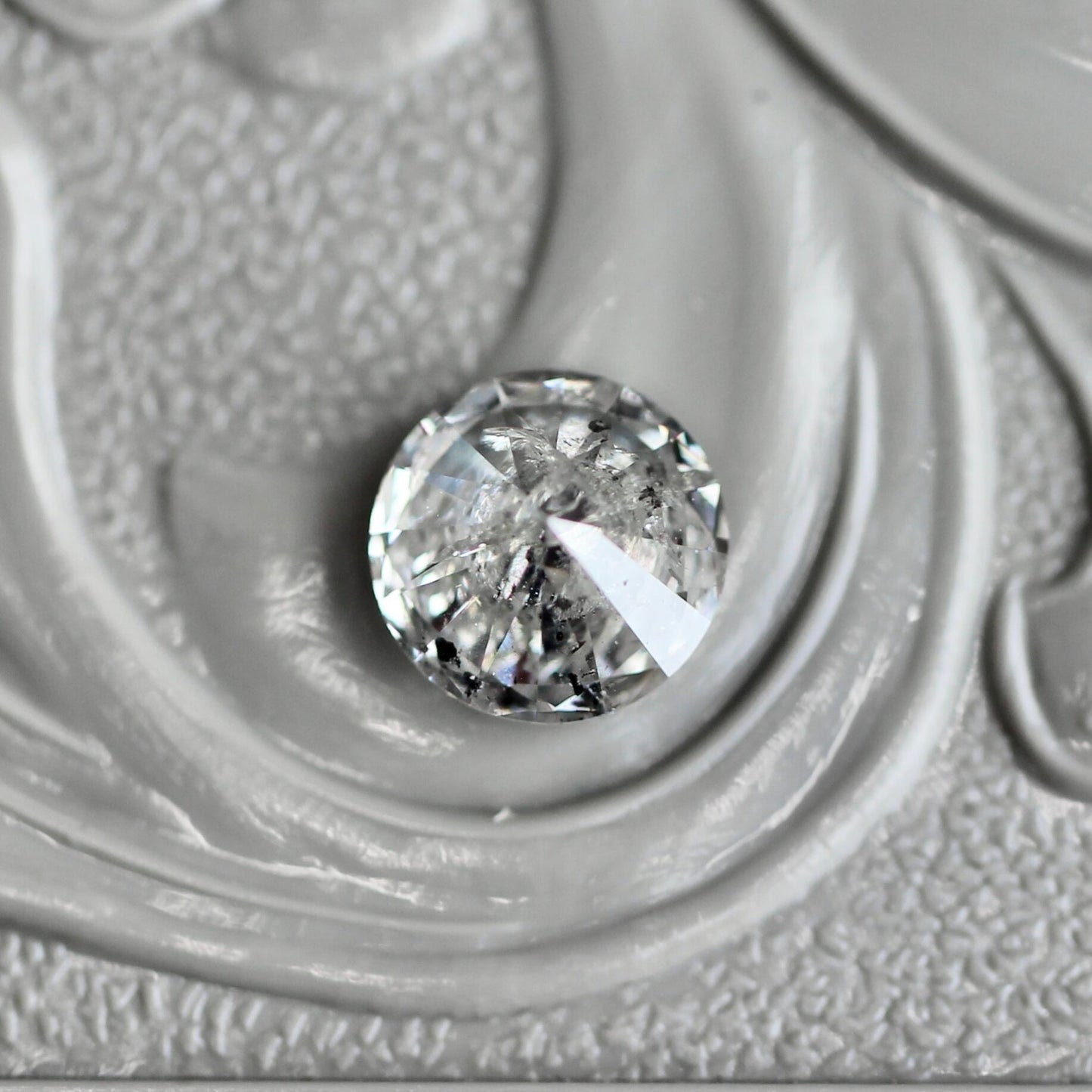 ソルトアンドペッパーダイヤモンド 0.5ct 5.2mm 【MJ2437】