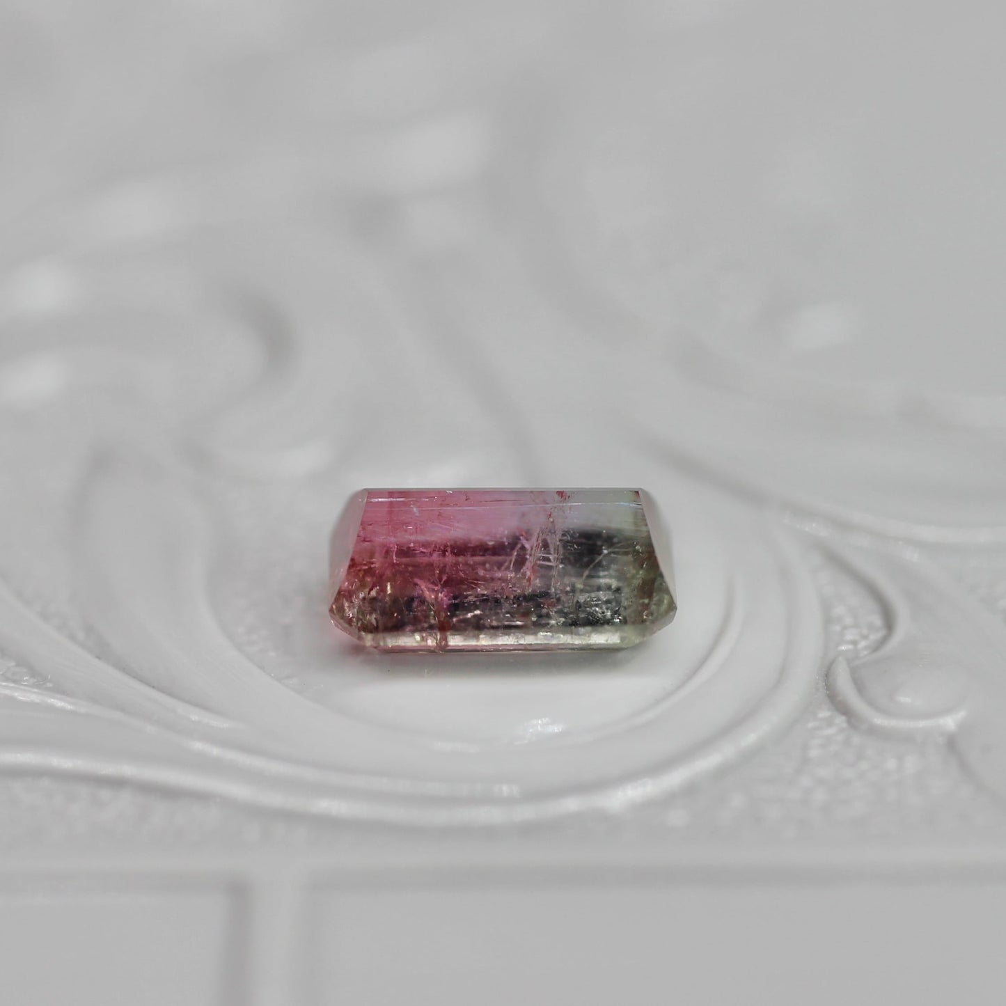 バイカラートルマリン 1.19ct エメラルドカット 7.8mm×5.0mm×3.4mm【MJ2655】