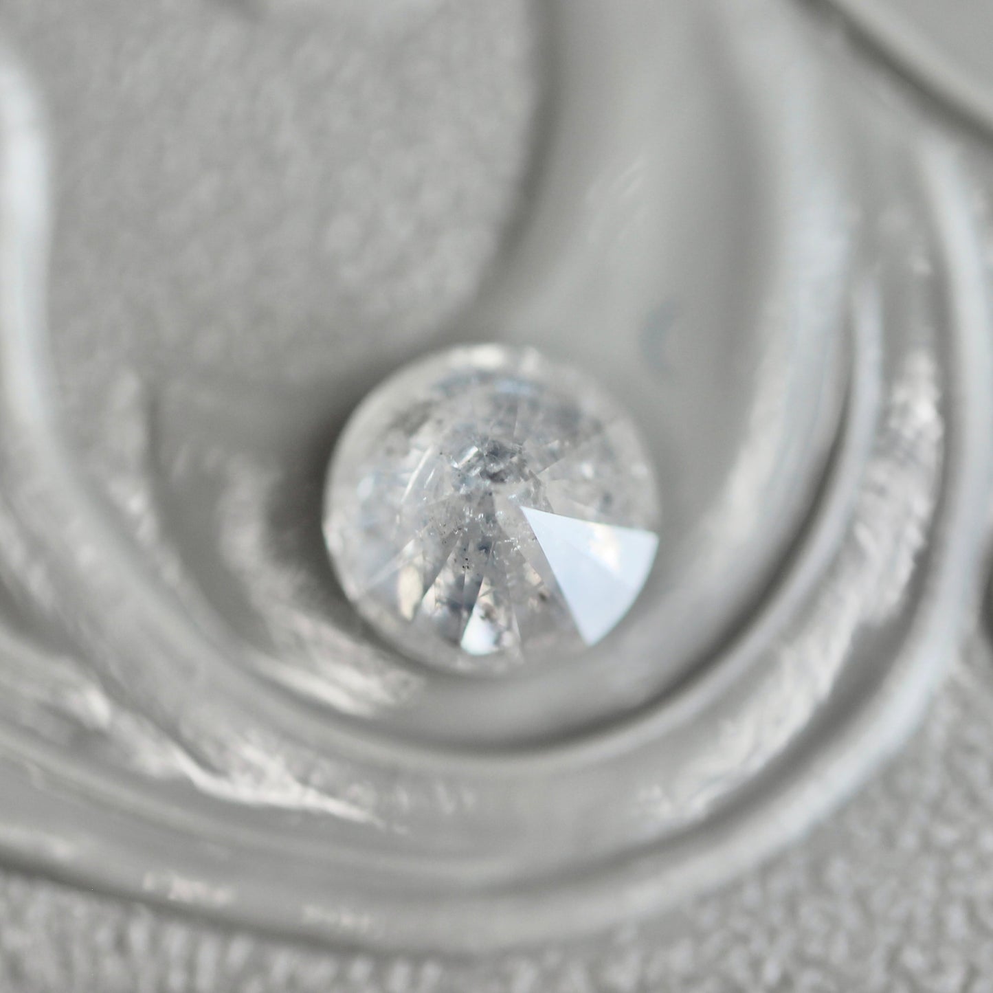 ソルトアンドペッパーダイヤモンド 0.42ct 4.6mm 【MJ2442】