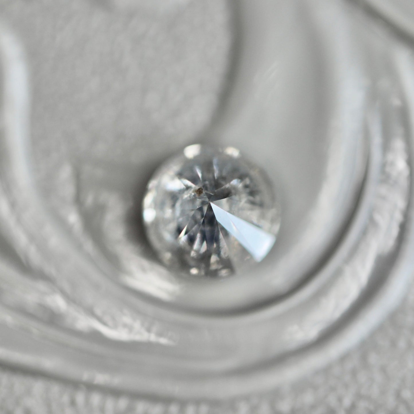 ソルトアンドペッパーダイヤモンド 0.36ct 4.5mm 【MJ2445】