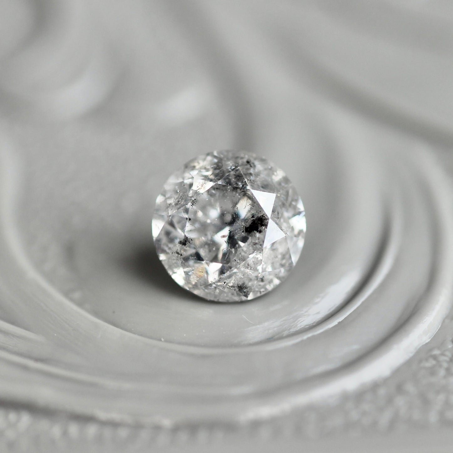 ソルトアンドペッパーダイヤモンド 0.43ct 4.6mm 【MJ2441】