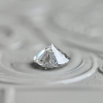 ソルトアンドペッパーダイヤモンド 0.5ct 5.2mm 【MJ2437】