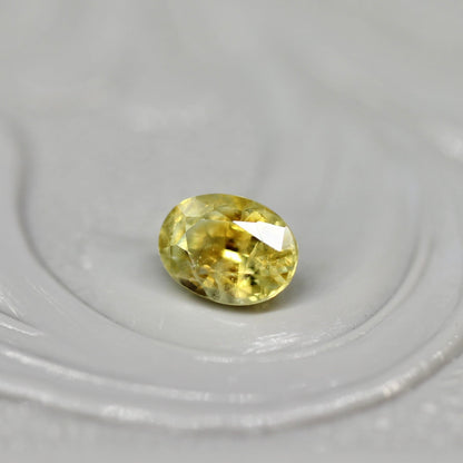 モンタナサファイア 0.26ct オーバルカット 3.8mm×2.7mm×1.9mm  【MJ2633】