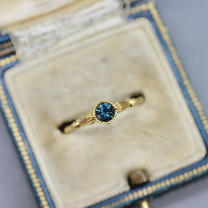 モンタナサファイア 0.25ct ラウンドカット 3.8mm×3.8mm×2.5mm アメリカ・モンタナ州産 風信子【MJ2597】