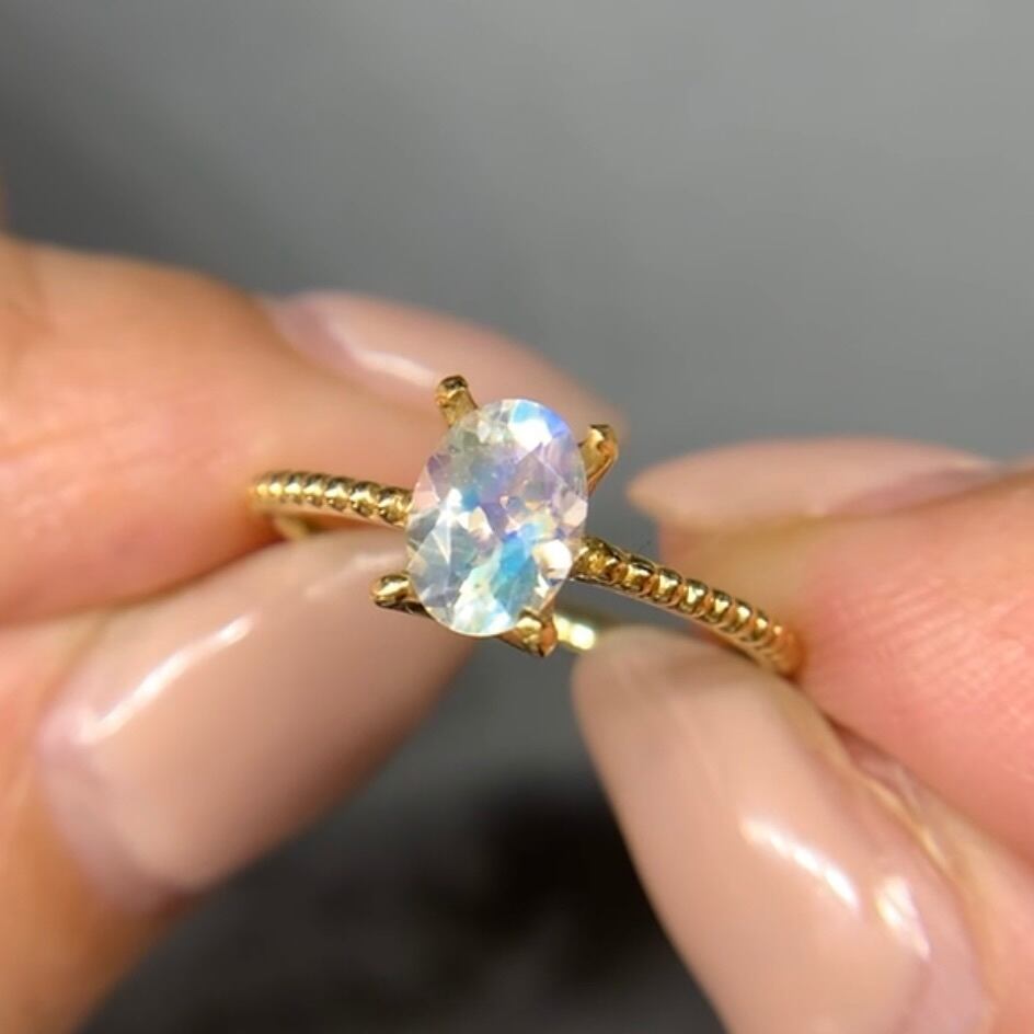 アンデシンラブラドライト 0.645ct 5×7mm マラウイ産 レインボームーンストーン 【MJ2449】