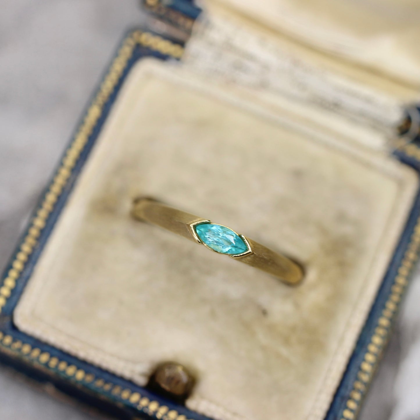 パライバトルマリン 0.160ct ブラジル産 マーキスカット 5.3mm×2.5mm×1.9mm【MJ2720】