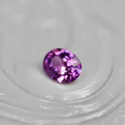 パープルサファイア 0.2ct オーバルカット 4mm×3.2mm 【MJ2462】