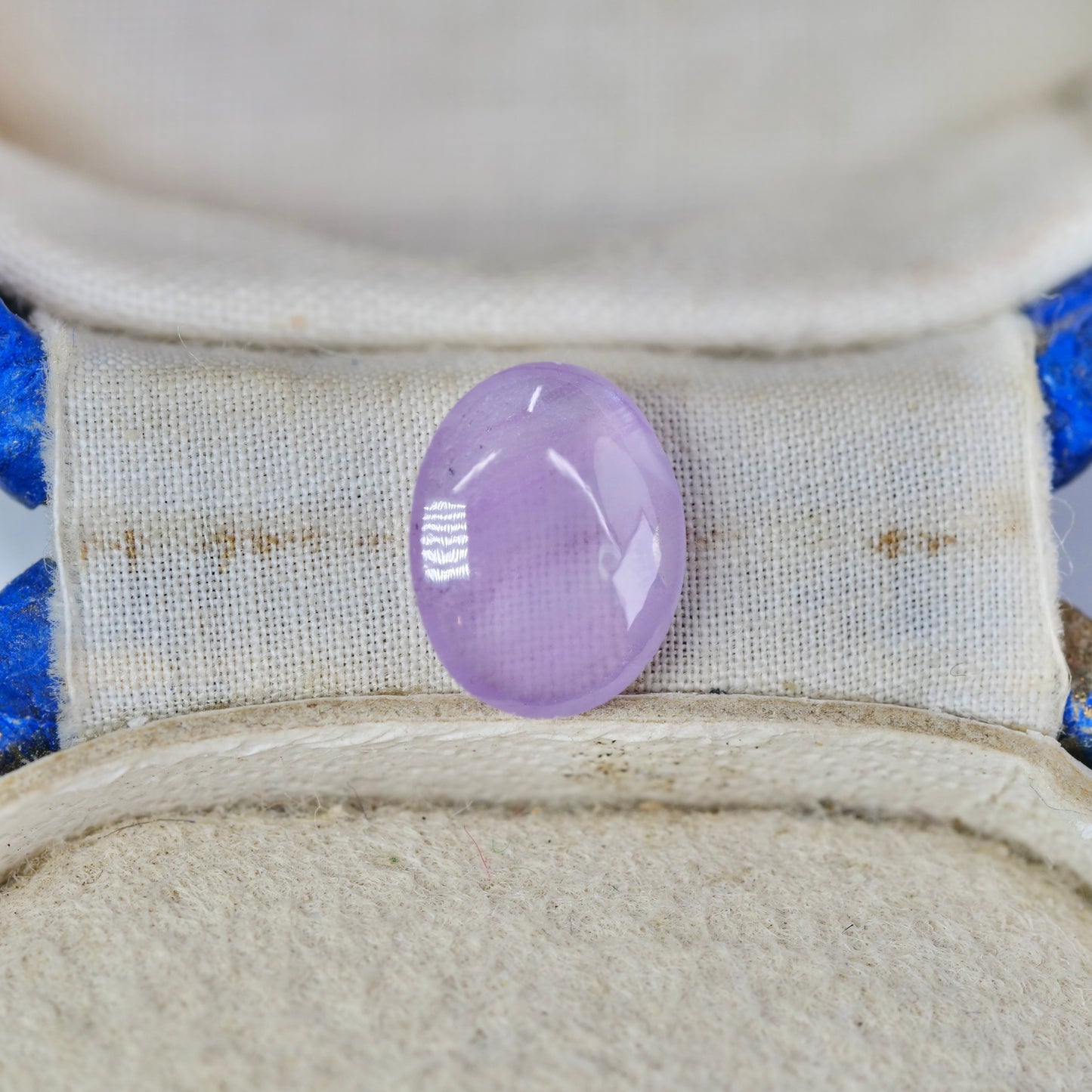 スターサファイア 1.16ct カボションカット 7.7mm×6.0mm×2.3mm【MJ2933】