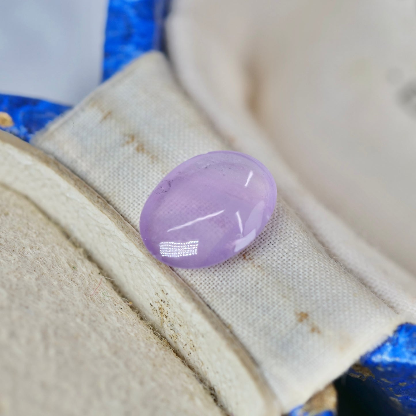 スターサファイア 1.16ct カボションカット 7.7mm×6.0mm×2.3mm【MJ2933】