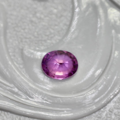 パープルサファイア 0.2ct オーバルカット 4mm×3.2mm 【MJ2462】