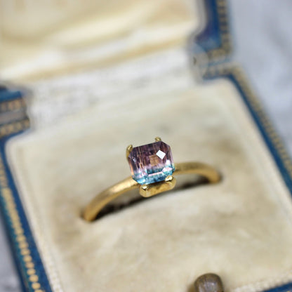 エメラルドカット バイカラートルマリン 0.90ct 5.1mm×4.5mm-4.7mm 【MJ2518】