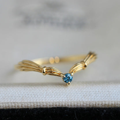 コバルトガーナイト 0.05ct アンティークVリング K18YG 【MJ2406】