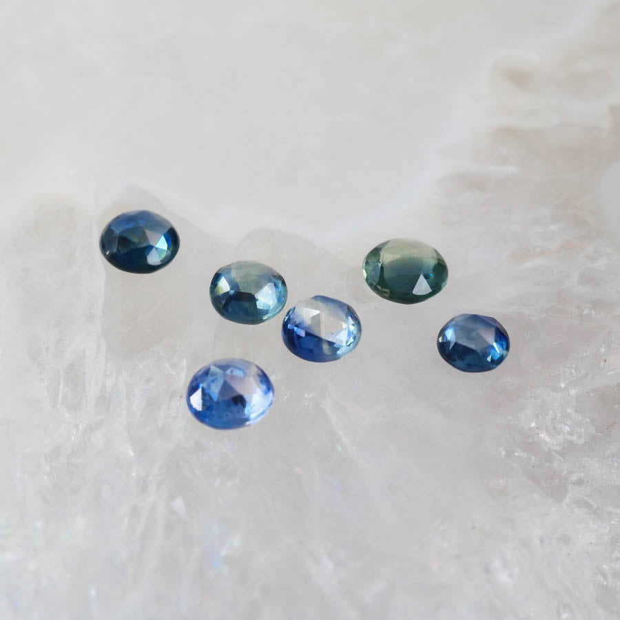 バイカラーサファイア 0.18ct ローズカット 3.3mm×3.3mm×1.6mm【MJ2872】