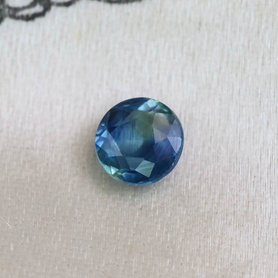 バイカラーサファイア 0.24ct ローズカット 3.6mm×3.6m×1.8mm【MJ2870】
