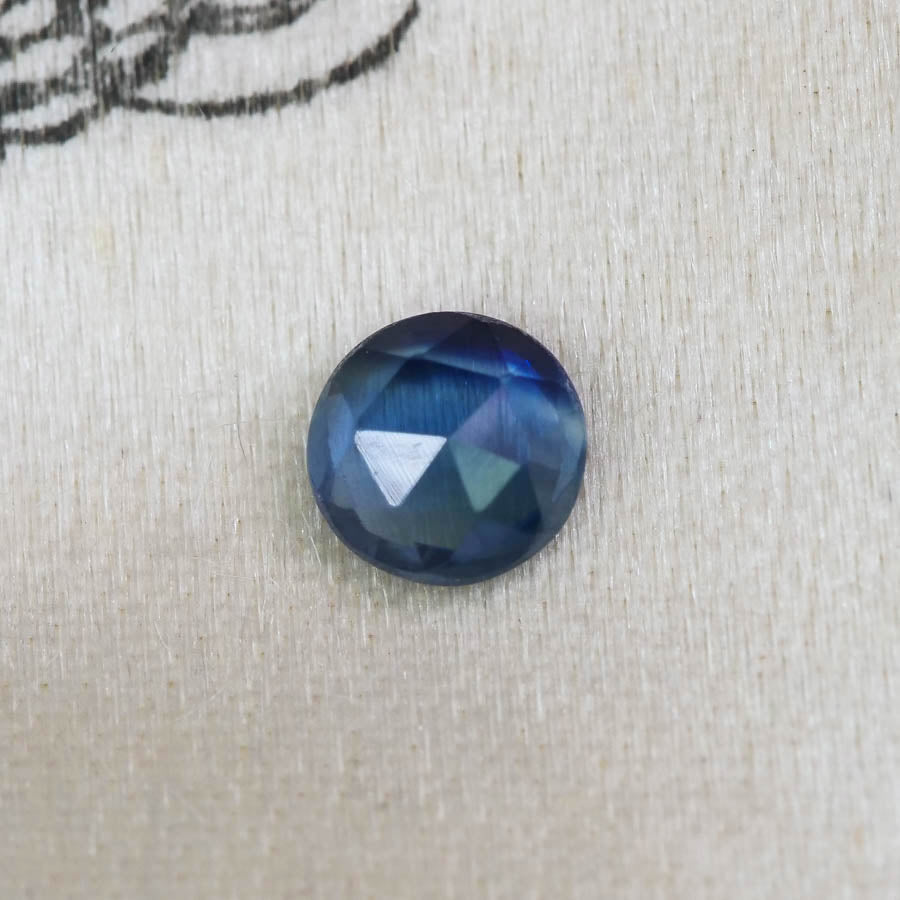 バイカラーサファイア 0.18ct ローズカット 3.3mm×3.3mm×1.6mm【MJ2872】