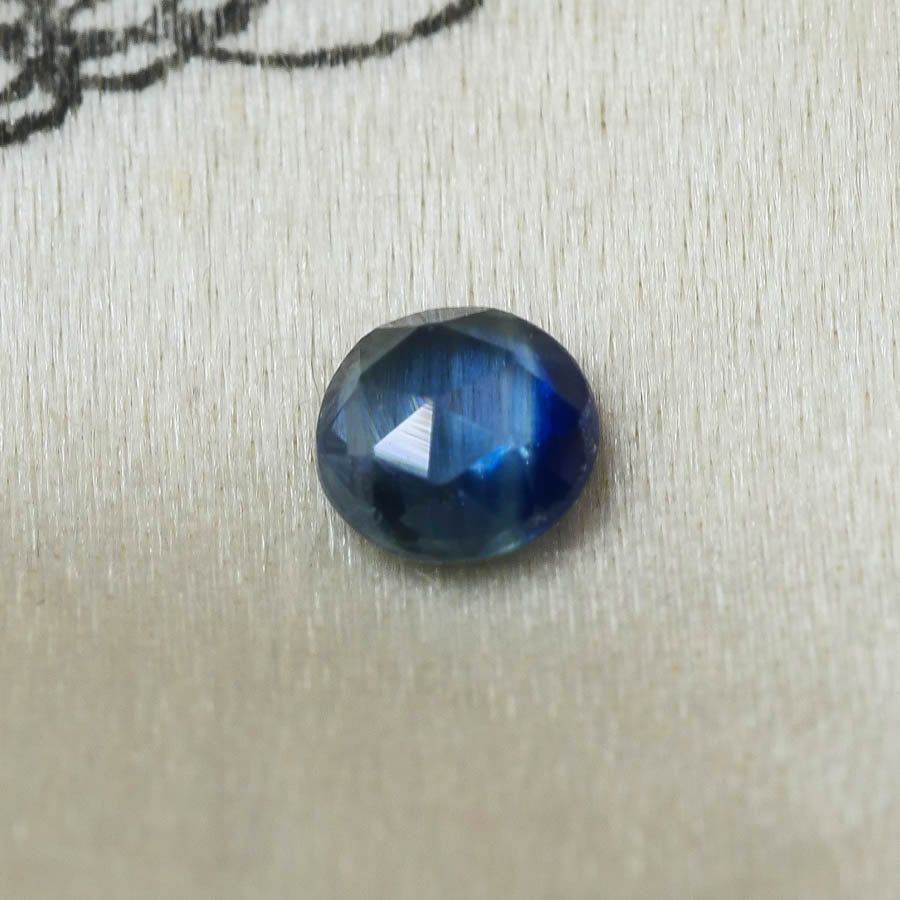 バイカラーサファイア 0.18ct ローズカット 3.3mm×3.3mm×1.6mm【MJ2872】