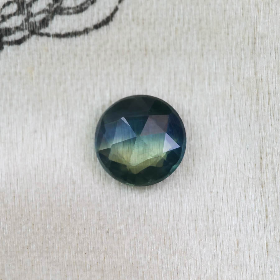 バイカラーサファイア 0.24ct ローズカット 4.0mm×4.0mm×1.6mm【MJ2873】