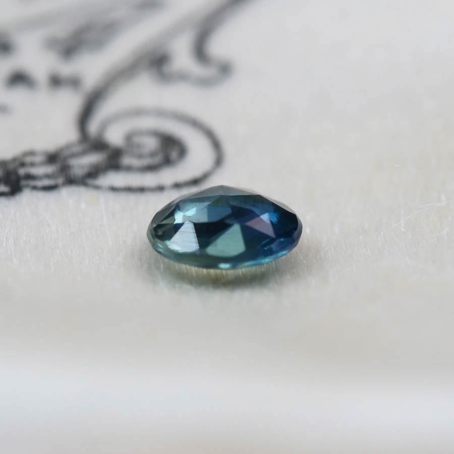 バイカラーサファイア 0.24ct ローズカット 4.0mm×4.0mm×1.6mm【MJ2873】