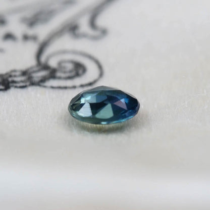 バイカラーサファイア 0.24ct ローズカット 4.0mm×4.0mm×1.6mm【MJ2873】