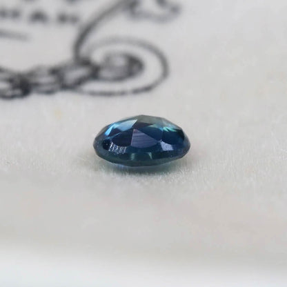 バイカラーサファイア 0.22ct ローズカット 3.7mm×3.7mm×1.7mm【MJ2874】