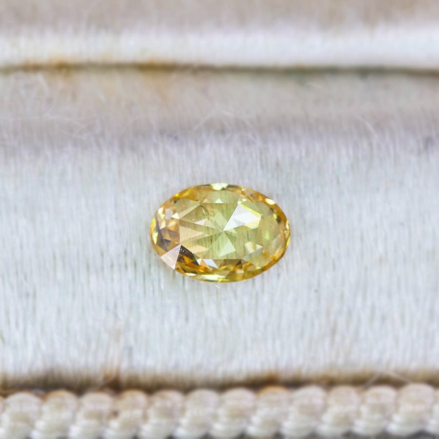 ナチュラルダイヤモンド 0.13ct オーバルローズカット 4.0mm×2.8mm×1.4mm【MJ3067】