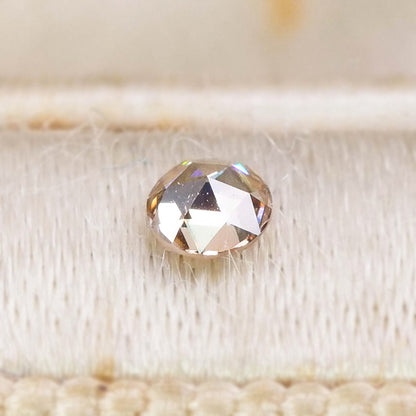 ナチュラルダイヤモンド 0.09ct ローズカット 2.8mm×2.8mm×1.4mm【MJ3069】