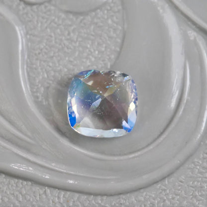 アンデシンラブラドライト 0.53ct クッションミックスカット 5.1mm×5.0mm×3.6mm レインボームーンストーン【MJ2868】