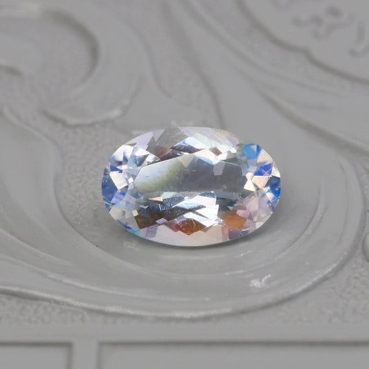 アンデシンラブラドライト 0.87ct オーバルカット 7.9mm×5.4mm×3.5mm レインボームーンストーン【MJ2866】