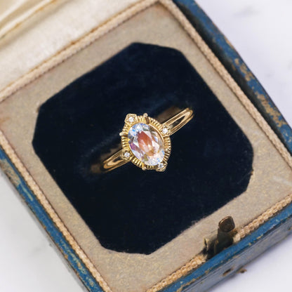 アンデシンラブラドライト 0.87ct オーバルカット 7.9mm×5.4mm×3.5mm レインボームーンストーン【MJ2866】