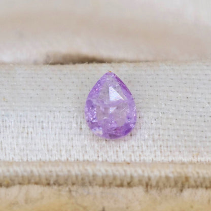 パープリッシュピンクダイヤモンド 0.076ct ペアシェイプカット 3.8mm×2.6mm×0.9mm ソーティング付き【MJ3035】