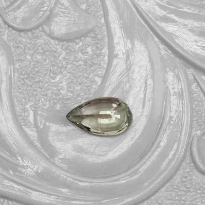 非加熱サファイア 0.25ct ペアシェイプカット 4.9mm×2.9mm×1.8mm【MJ2554-1】
