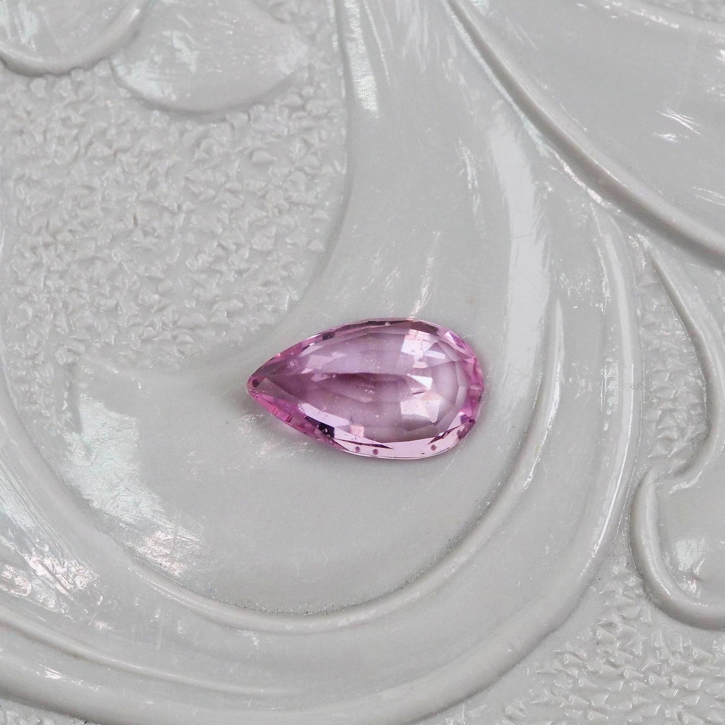 非加熱サファイア 0.25ct ペアシェイプカット 5.0mm×2.9mm×1.9mm【MJ2554-5】