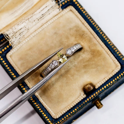 非加熱サファイア 0.22ct ペアシェイプカット 4.9mm×2.9mm×1.9mm【MJ2554-6】