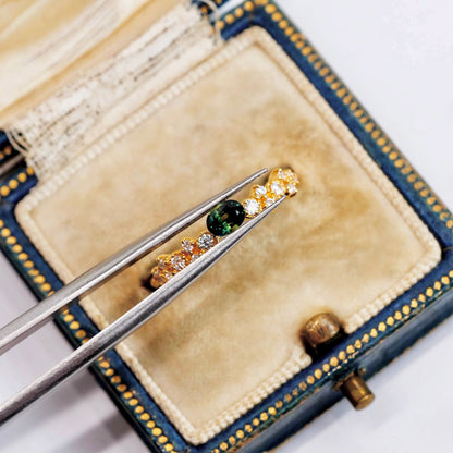 バイカラーサファイア 0.32ct オーバルカット 4.3mm×3.2mm×2.6mm【MJ3109】
