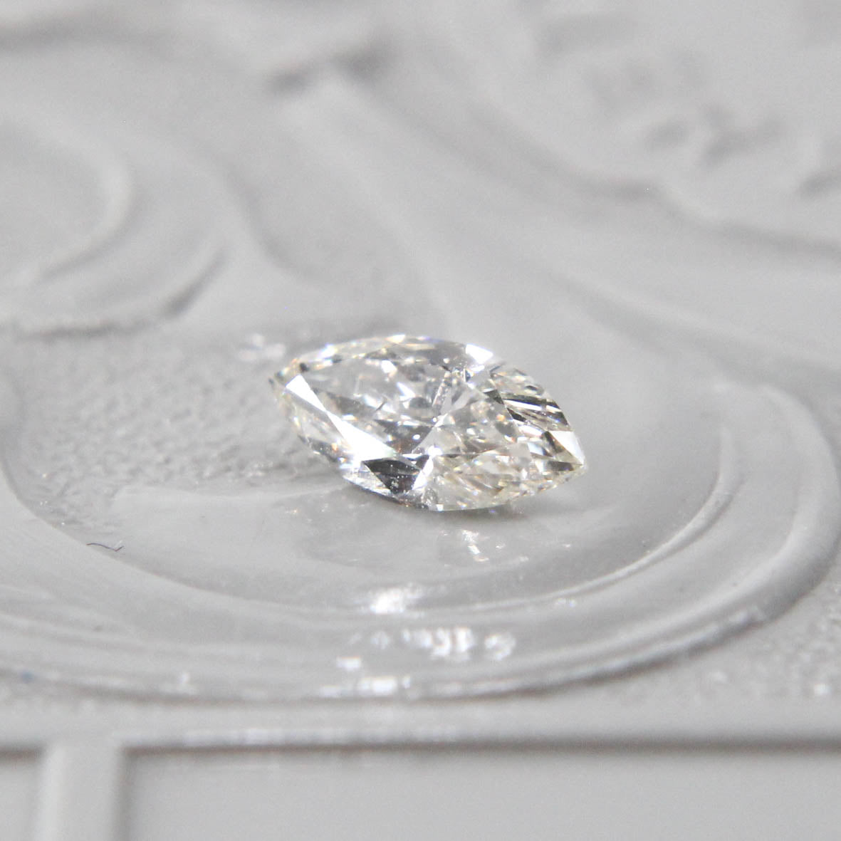 ダイヤモンド 0.21ct マーキスカット 6.2mm×2.9mm×1.8mm【MJ2915】
