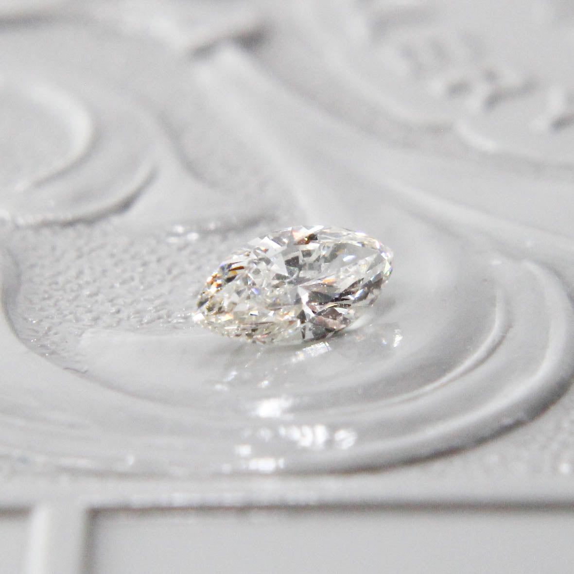 ダイヤモンド 0.21ct マーキスカット 6.2mm×2.9mm×1.8mm【MJ2915】
