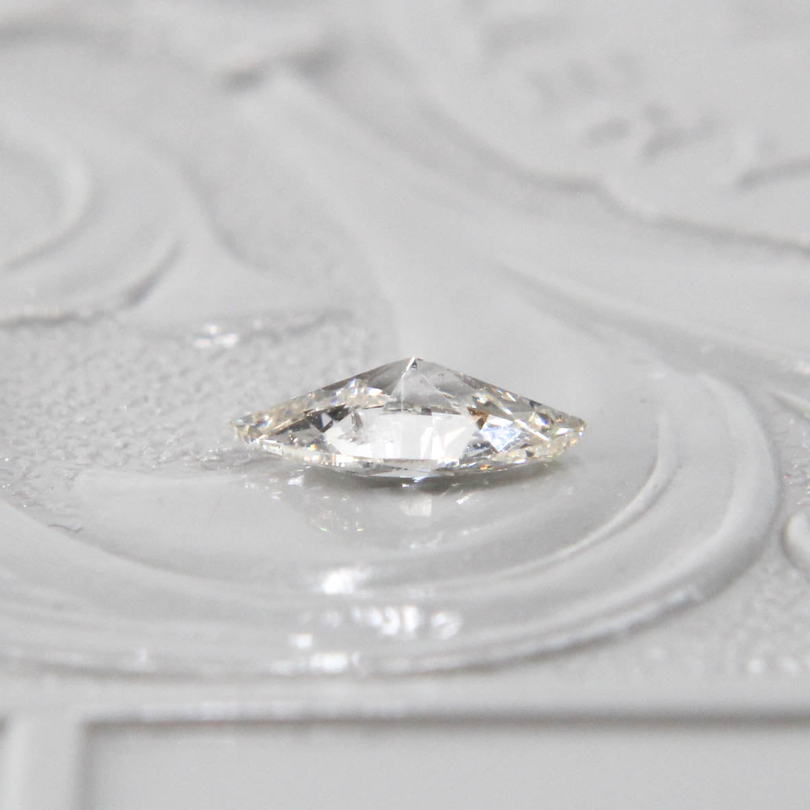 ダイヤモンド 0.21ct マーキスカット 6.2mm×2.9mm×1.8mm【MJ2915】