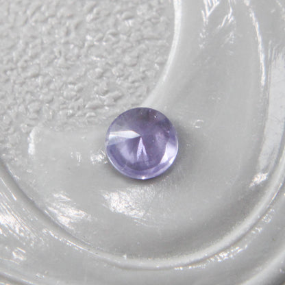 サファイア 0.09ct ラウンドカット 2.7mm×2.7mm×1.4mm【MJ2986】