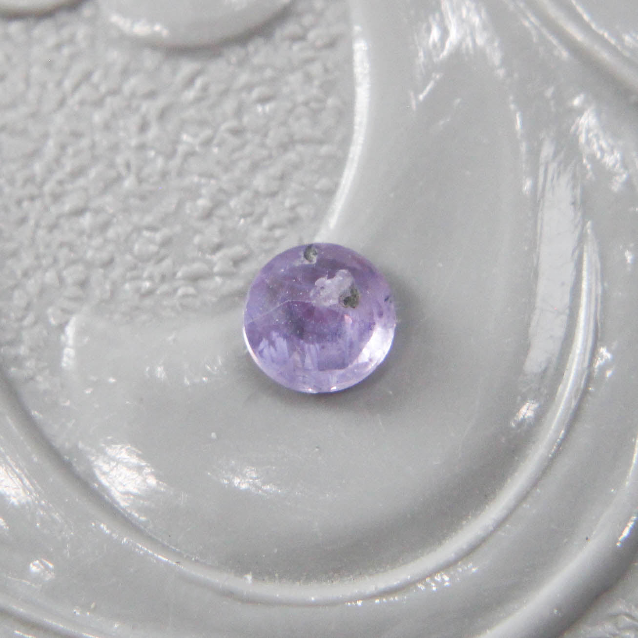 サファイア 0.11ct ラウンドカット 2.9mm×2.9mm×1.7mm【MJ2988】