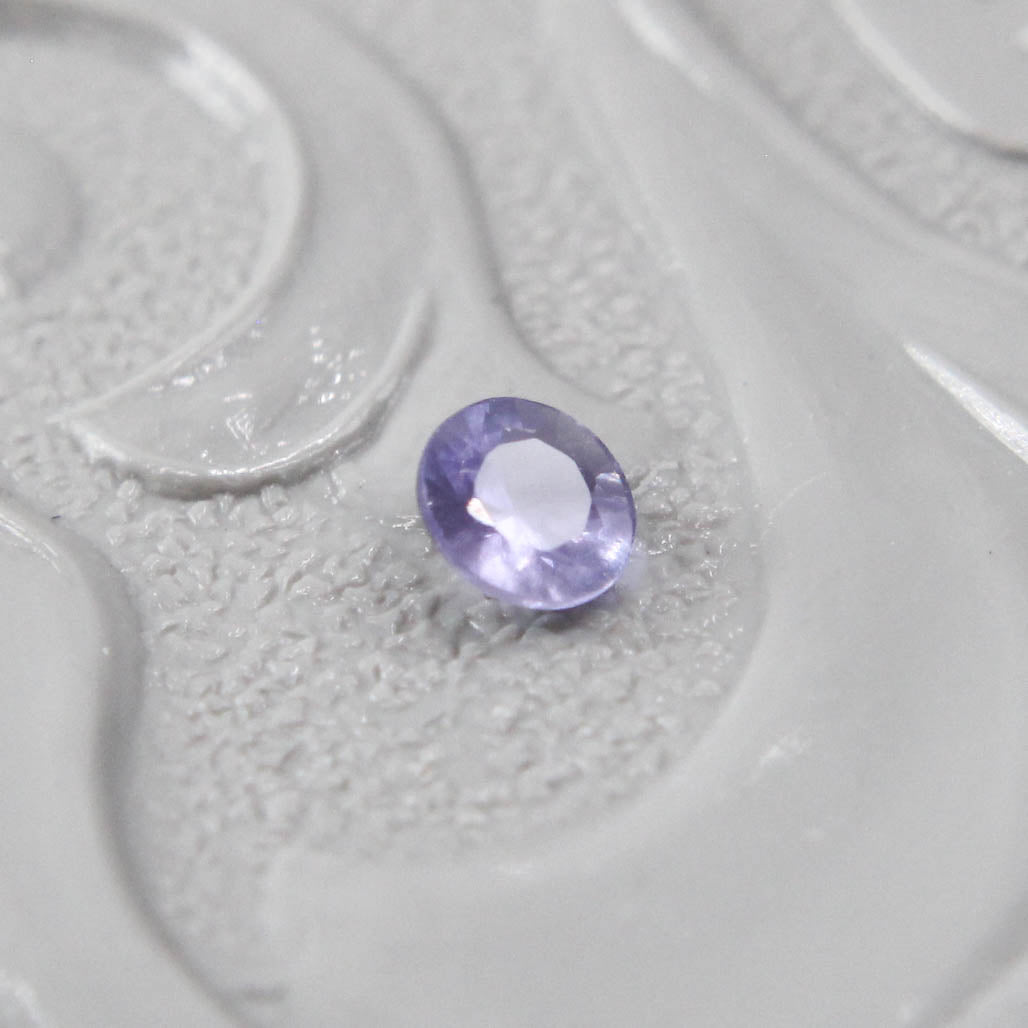 サファイア 0.09ct ラウンドカット 2.7mm×2.7mm×1.4mm【MJ2986】