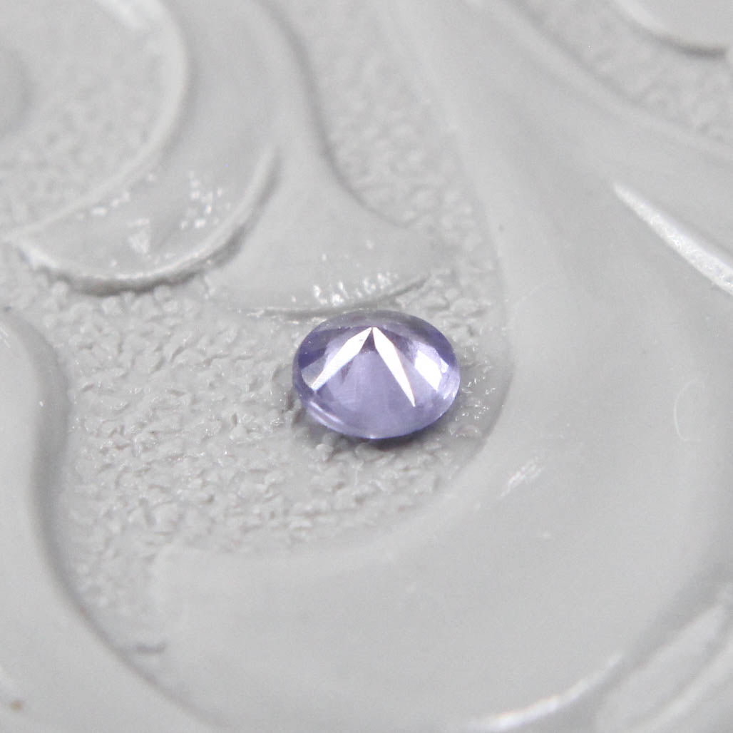 サファイア 0.09ct ラウンドカット 2.7mm×2.7mm×1.4mm【MJ2986】