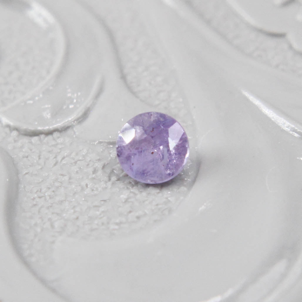サファイア 0.11ct ラウンドカット 2.9mm×2.9mm×1.7mm【MJ2988】