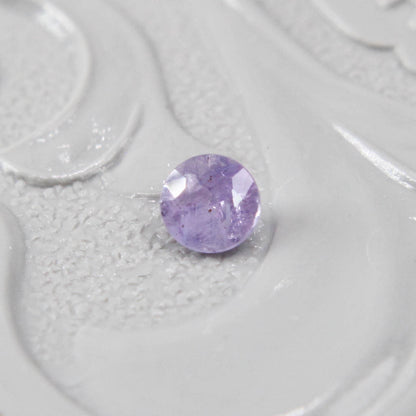 サファイア 0.11ct ラウンドカット 2.9mm×2.9mm×1.7mm【MJ2988】