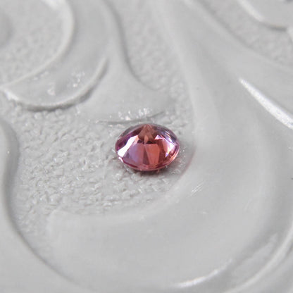 バイカラーサファイア 0.08ct ラウンドカット 2.6mm×2.6mm×1.6mm【MJ2991】