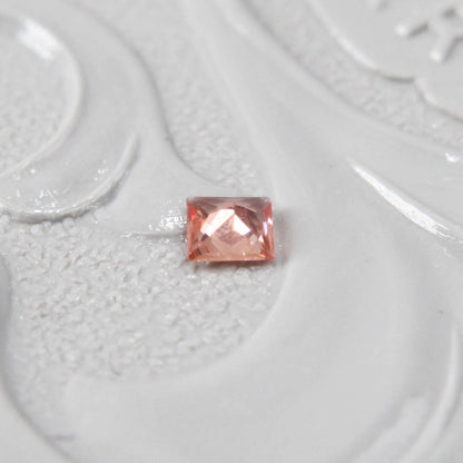 サファイア 0.06ct スクエアカット 2.3mm×2.2mm×1.2mm【MJ2994】