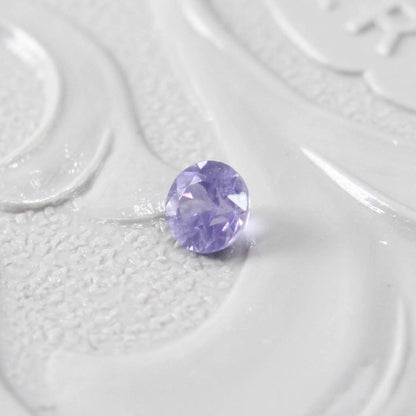 サファイア 0.12ct ラウンドカット 2.7mm×2.7mm×1.9mm【MJ2995】