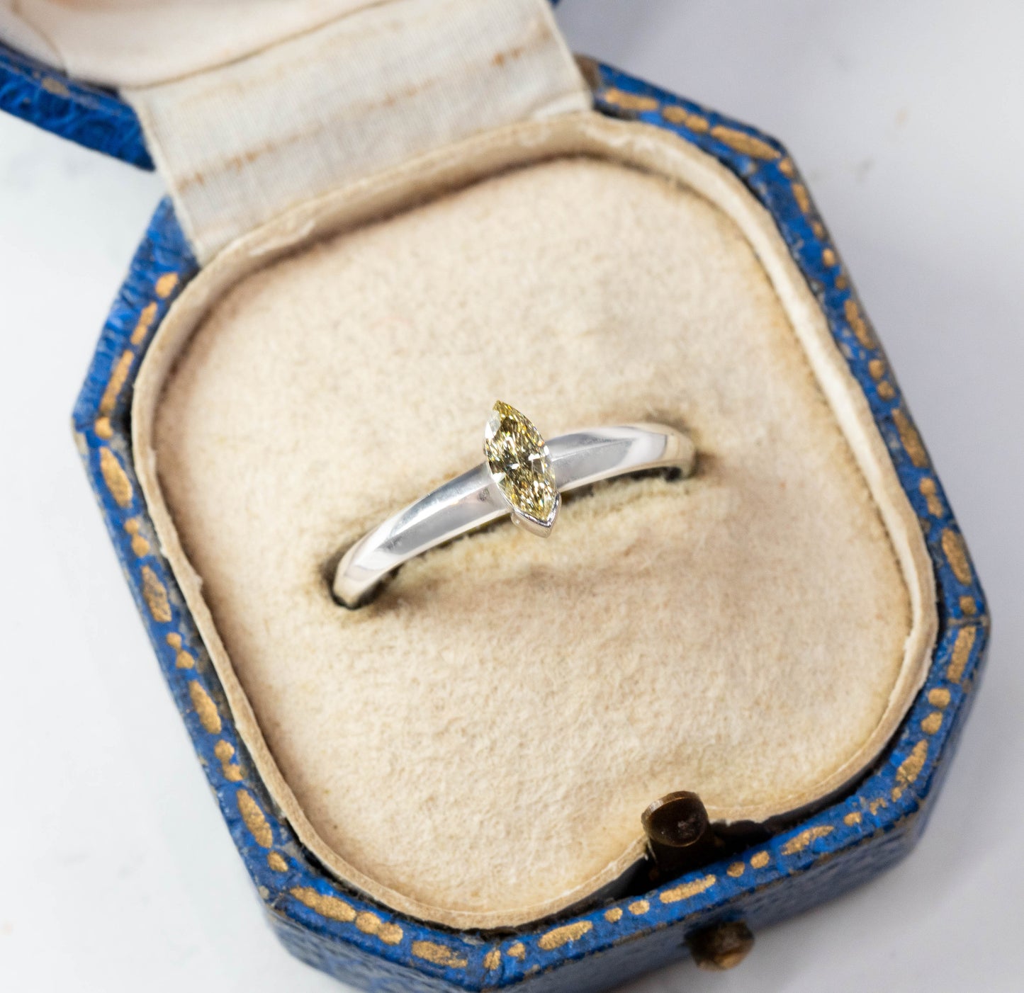 ダイヤモンド 0.20ct マーキスカット 6.3mm×2.9mm×1.8mm【MJ2917】