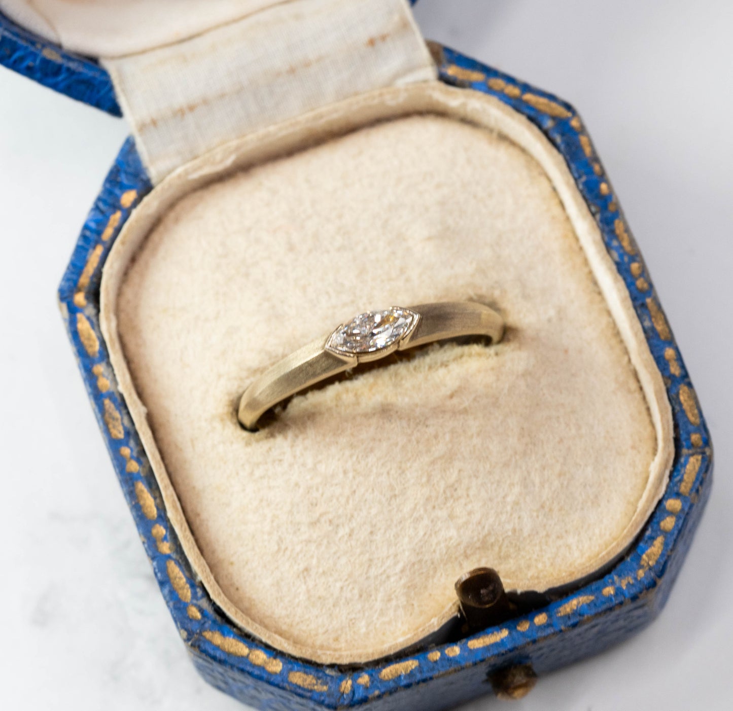 ダイヤモンド 0.18ct マーキスカット 5.8mm×2.8mm×1.7mm【MJ2914】