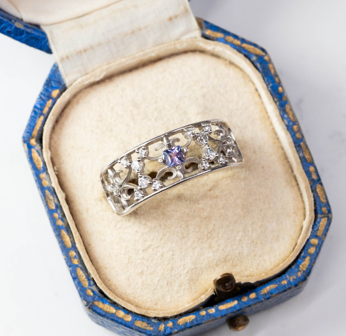 バイカラーサファイア 0.12ct スクエアカット 2.7mm×2.7mm×1.4mm【MJ2987】